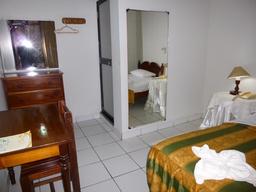 Hotel Cabana Quinta Puerto Maldonado Camera foto