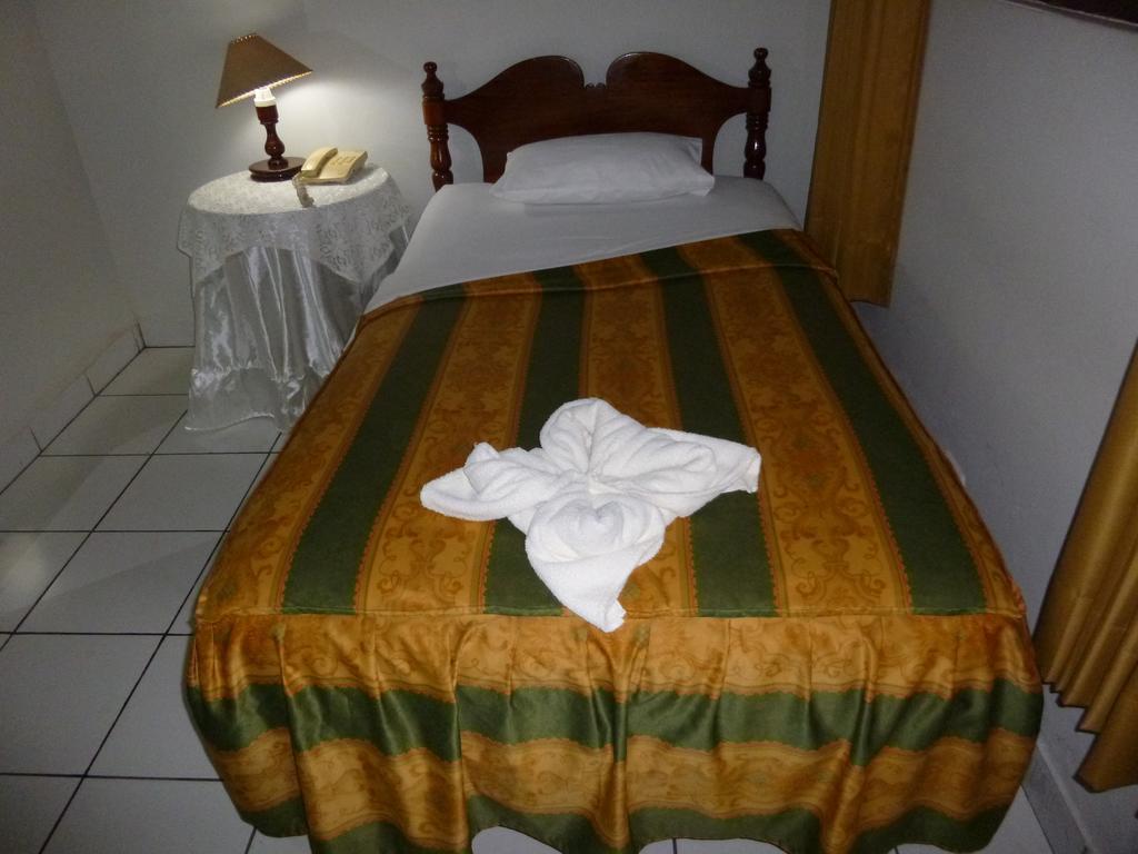 Hotel Cabana Quinta Puerto Maldonado Camera foto