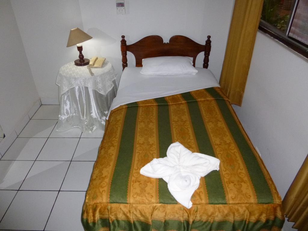 Hotel Cabana Quinta Puerto Maldonado Camera foto