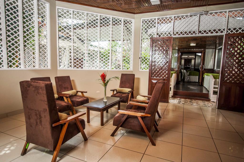 Hotel Cabana Quinta Puerto Maldonado Esterno foto