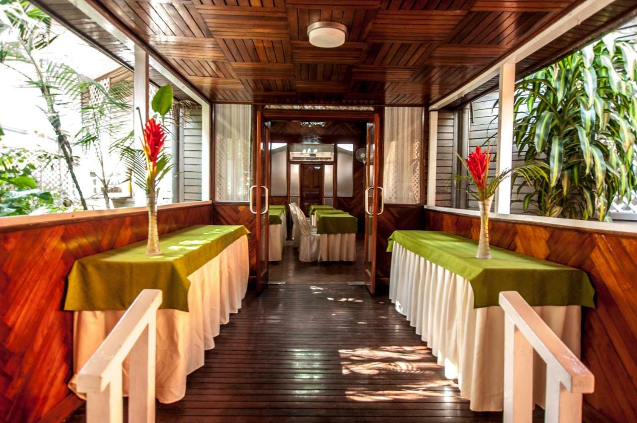 Hotel Cabana Quinta Puerto Maldonado Esterno foto